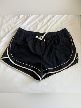 Black and white Retro Running Shorts